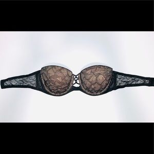 Victoria Secret strapless bra. Size 34C
